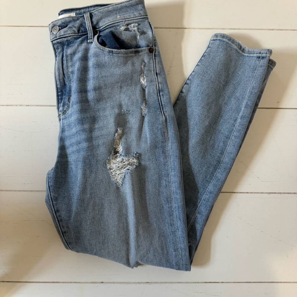 Abercrombie & Fitch Super Skinny Ankle Jeans